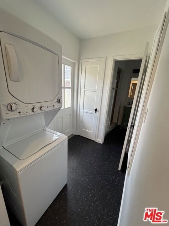10574 Ayres Avenue - Photo 4