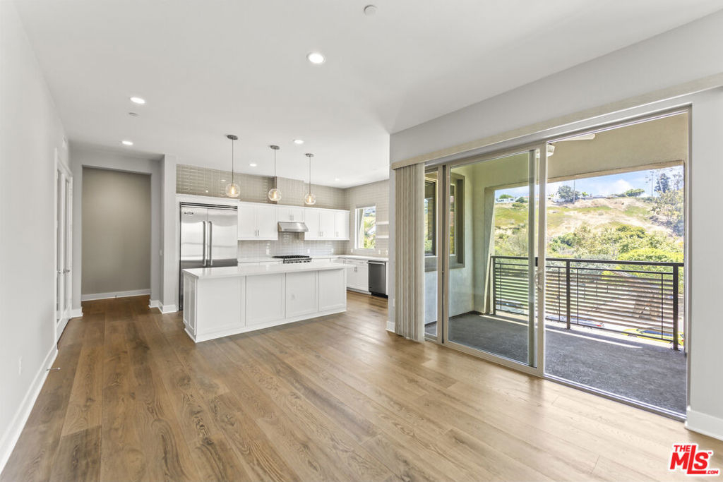 12705 Bluff Creek Drive - Photo 3
