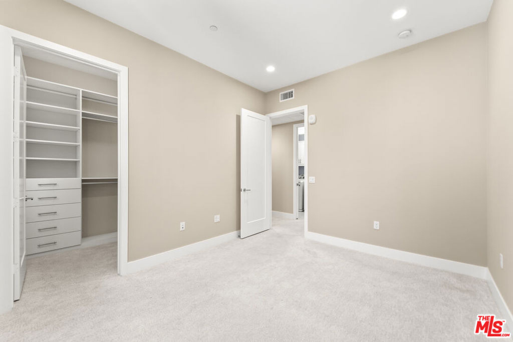 12705 Bluff Creek Drive - Photo 9