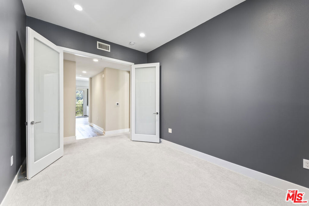 12705 Bluff Creek Drive - Photo 15