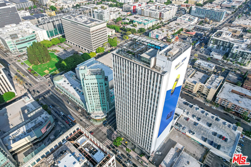 3810 Wilshire Boulevard - Photo 0