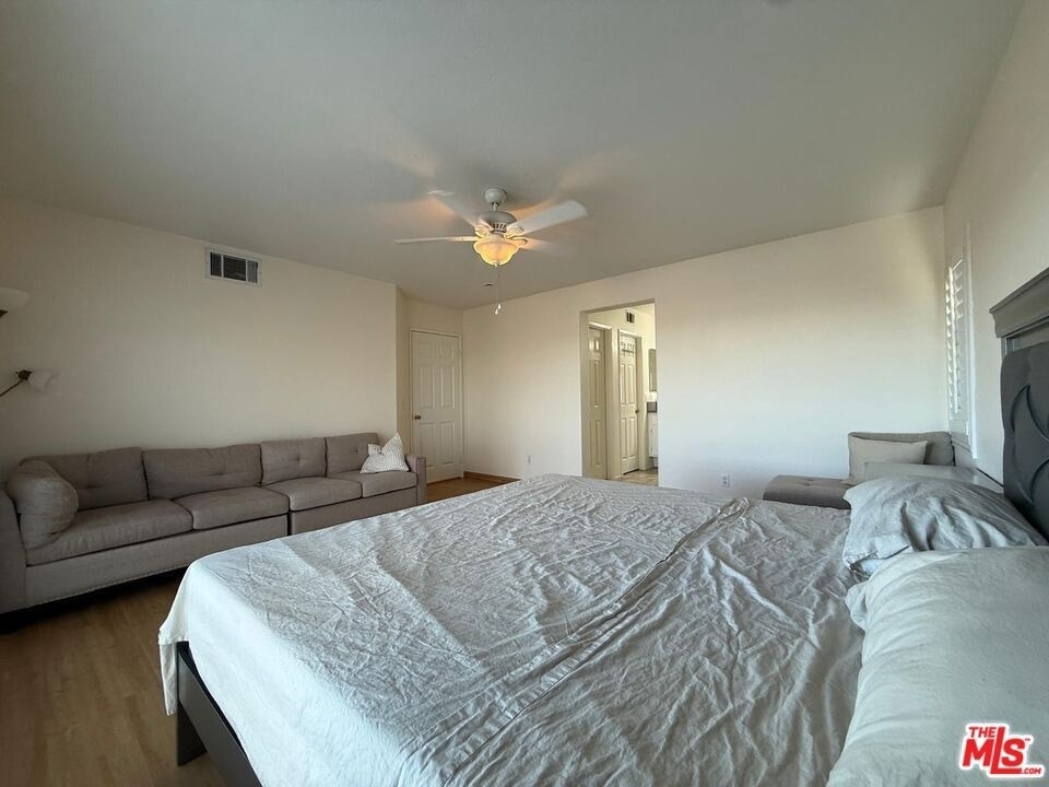 719 W Avenue Q10 - Photo 21