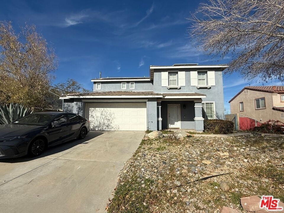 719 W Avenue Q10 - Photo 0