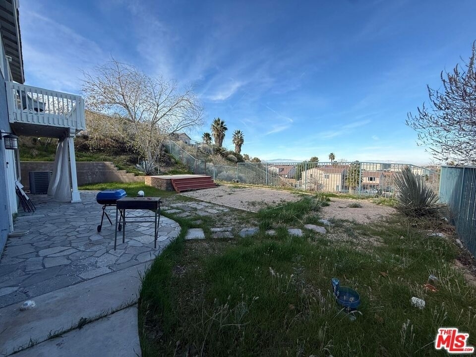 719 W Avenue Q10 - Photo 29