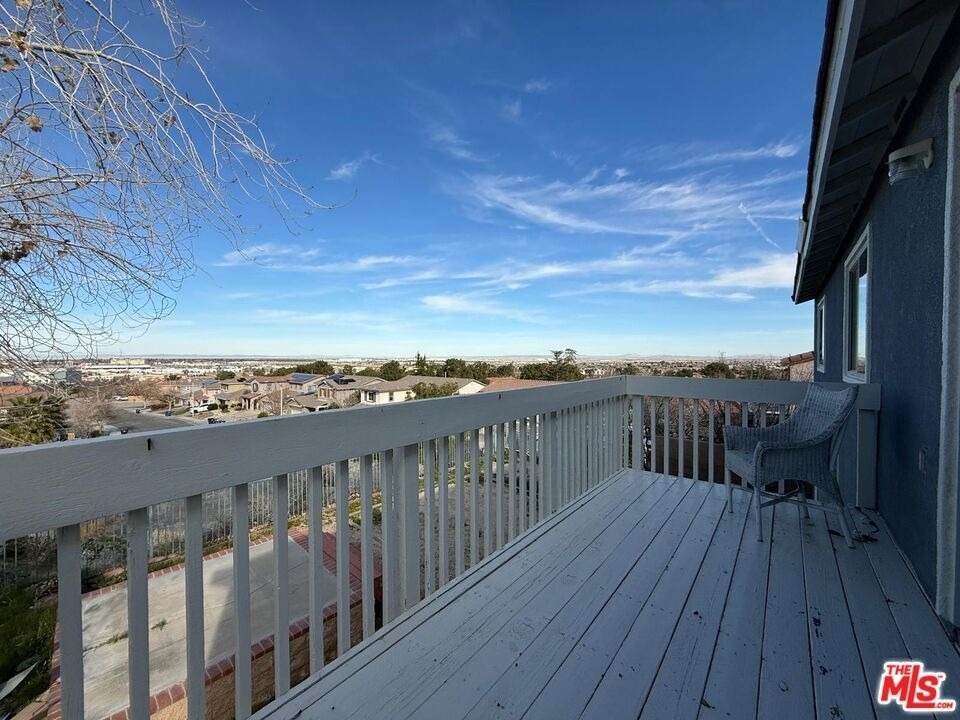 719 W Avenue Q10 - Photo 25