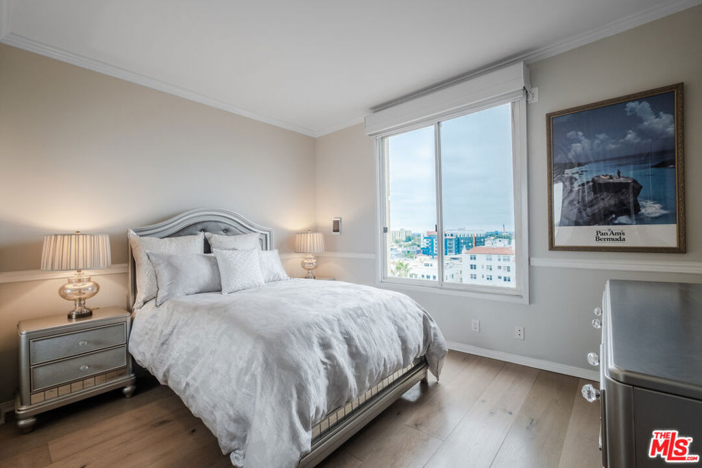 850 E Ocean Boulevard - Photo 14
