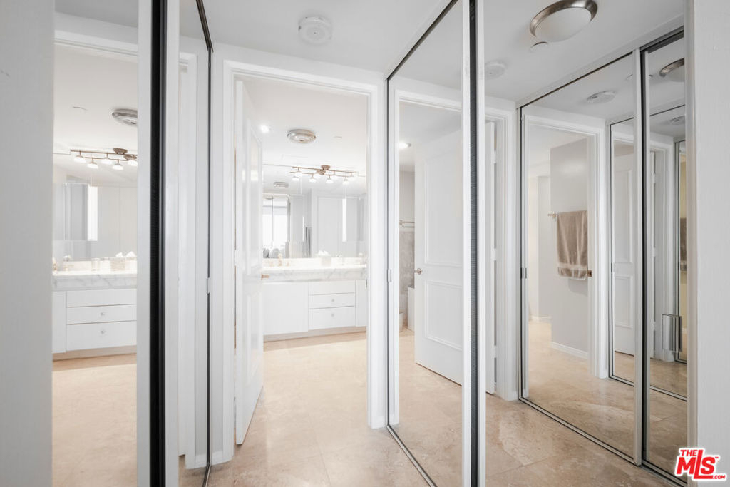 850 E Ocean Boulevard - Photo 10