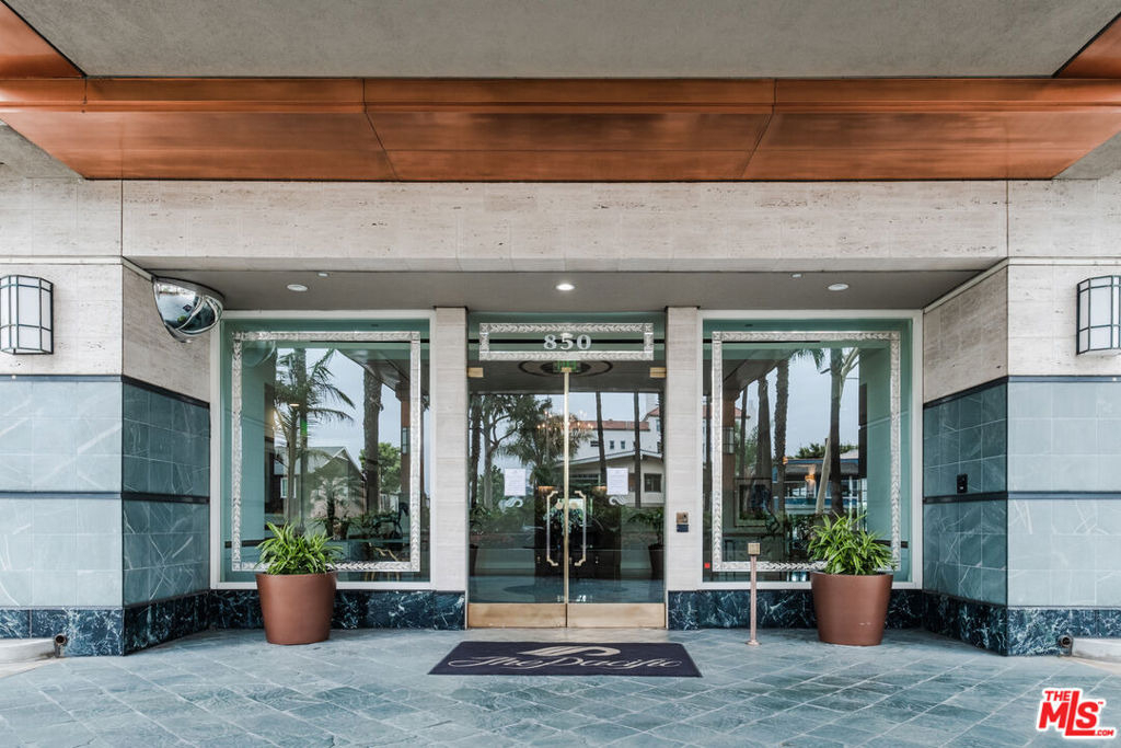 850 E Ocean Boulevard - Photo 18