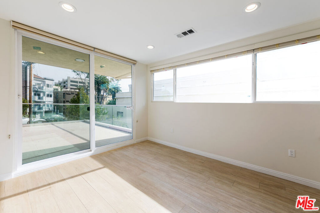 717 S Westgate Avenue - Photo 14