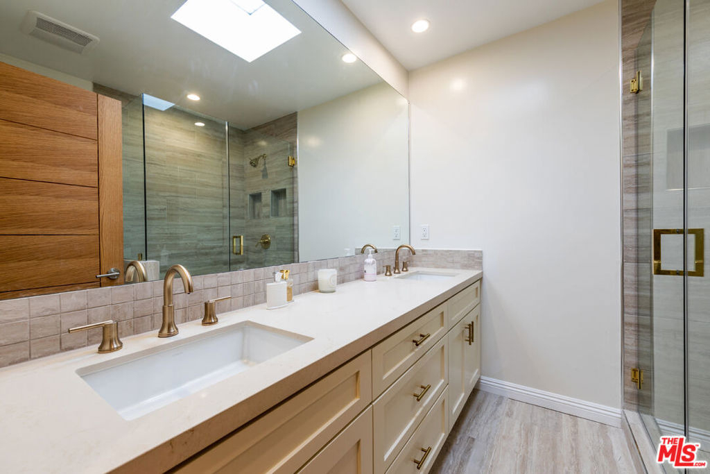 717 S Westgate Avenue - Photo 19