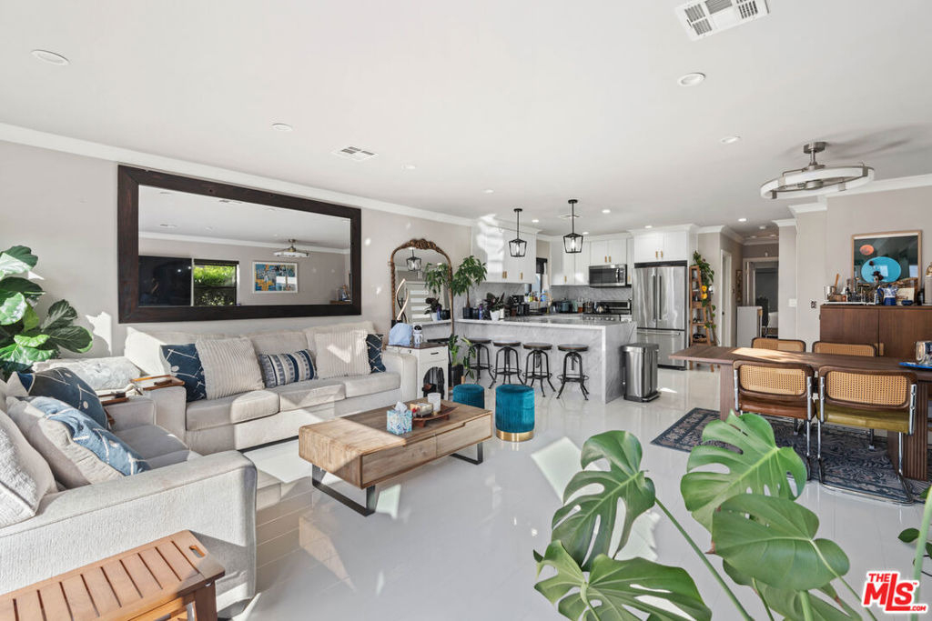 801 Howard Street - Photo 18