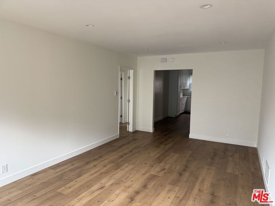 937 S Bedford Street - Photo 2