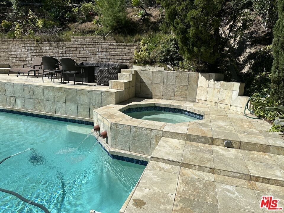 18162 Sweet Elm Drive - Photo 40