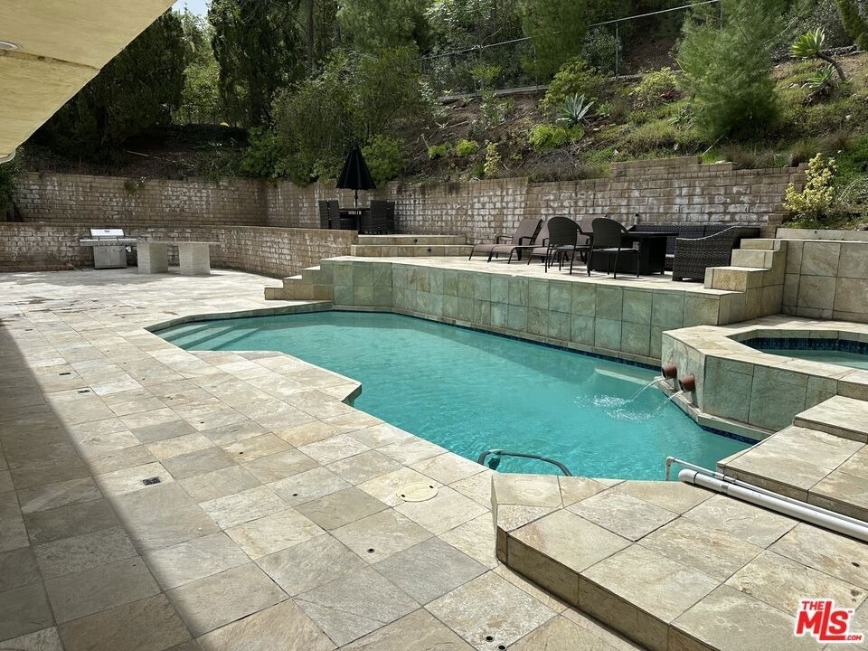 18162 Sweet Elm Drive - Photo 35