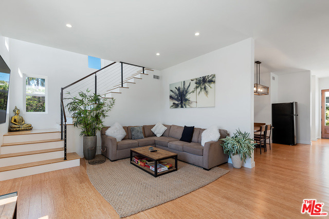 7447 W 81st Street - Photo 1