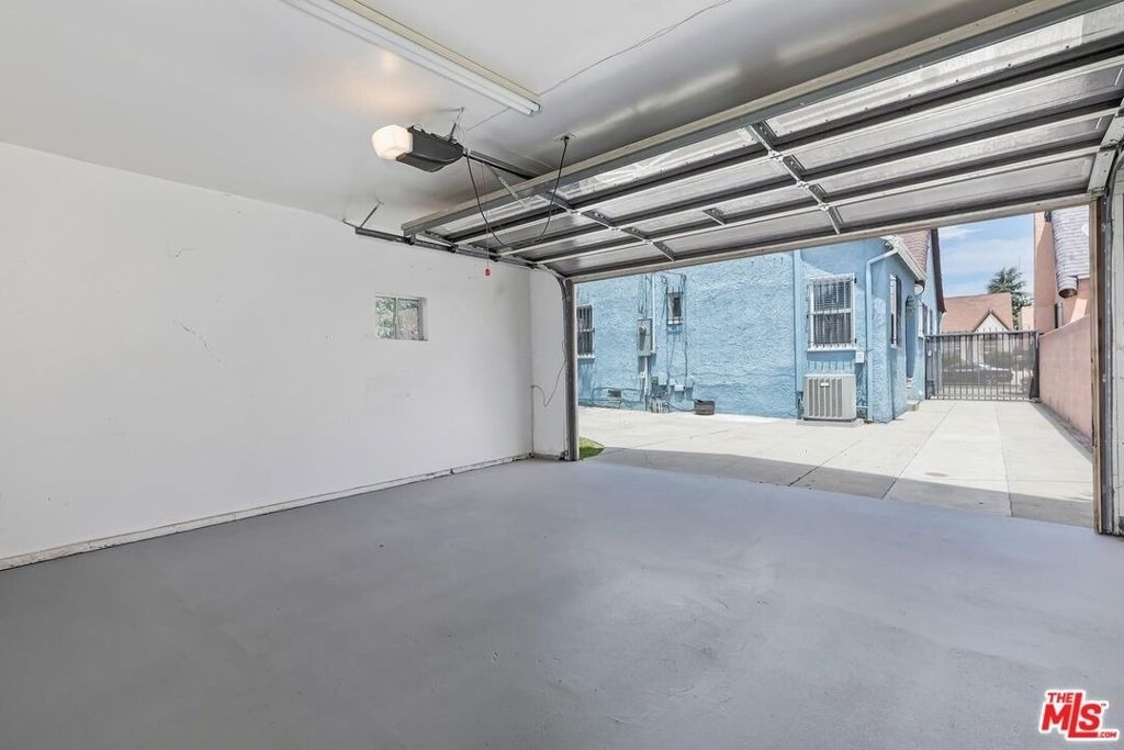 1110 W 80th Street - Photo 22