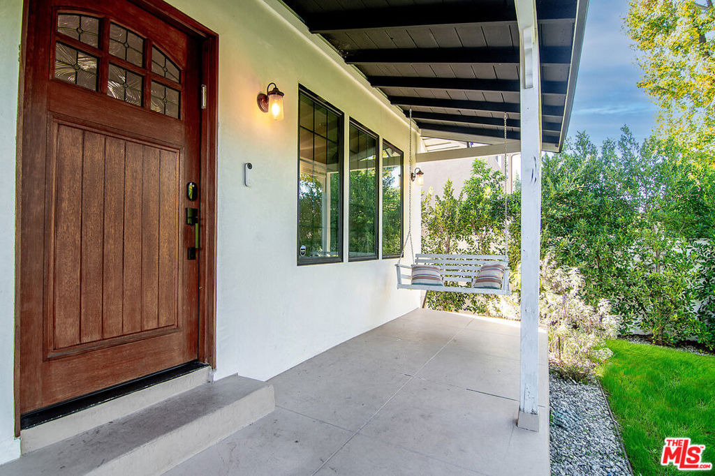 13220 Erwin Street - Photo 0