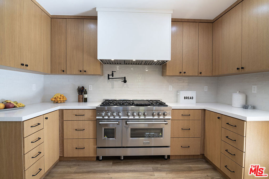 13220 Erwin Street - Photo 1