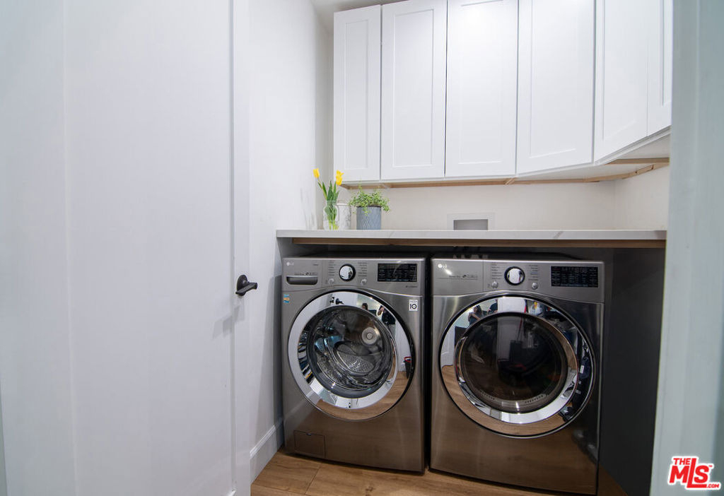 13220 Erwin Street - Photo 24