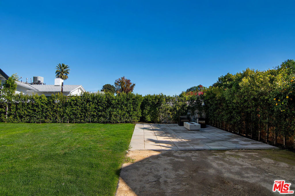 13220 Erwin Street - Photo 26