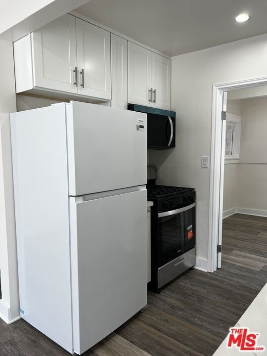 634 E 87th Street - Photo 4