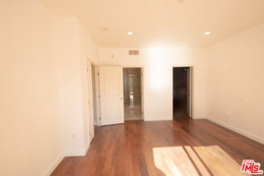 4428 Fulton Avenue - Photo 22