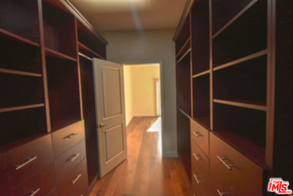 4428 Fulton Avenue - Photo 13