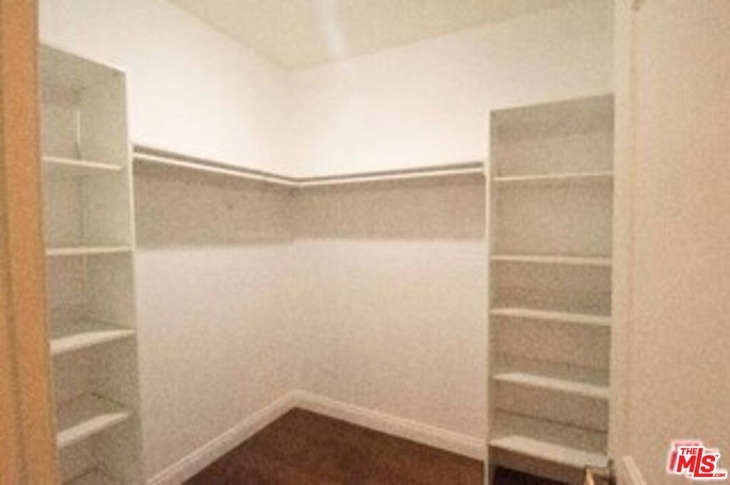 4428 Fulton Avenue - Photo 18