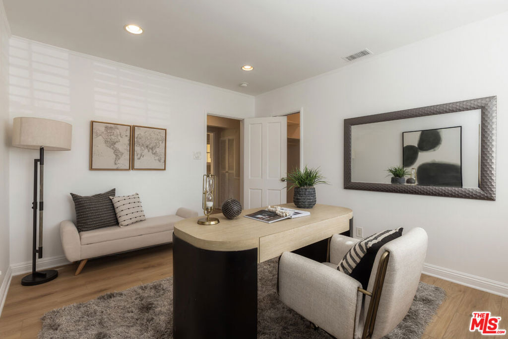 3544 Gardenia Avenue - Photo 35