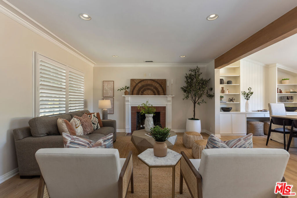 3544 Gardenia Avenue - Photo 3