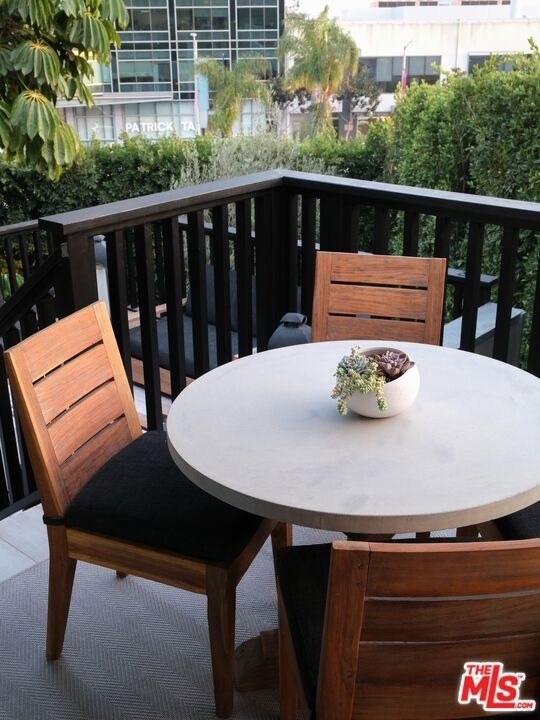 1310 Londonderry Place - Photo 15