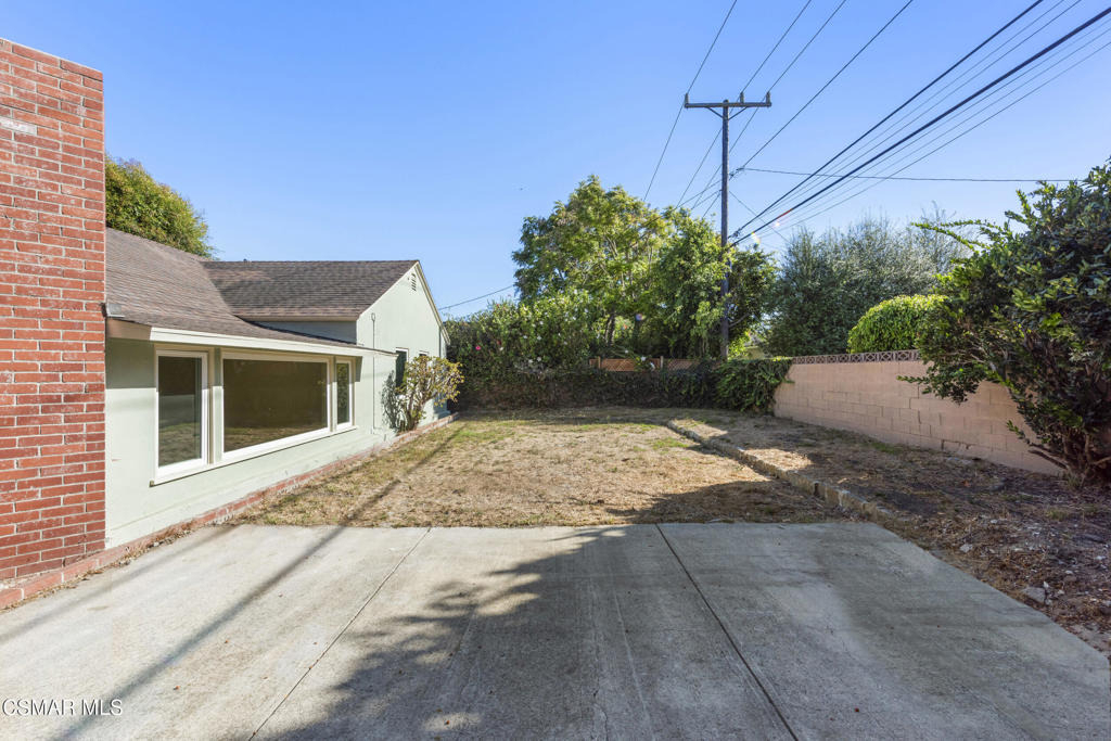 301 Frances Street - Photo 23