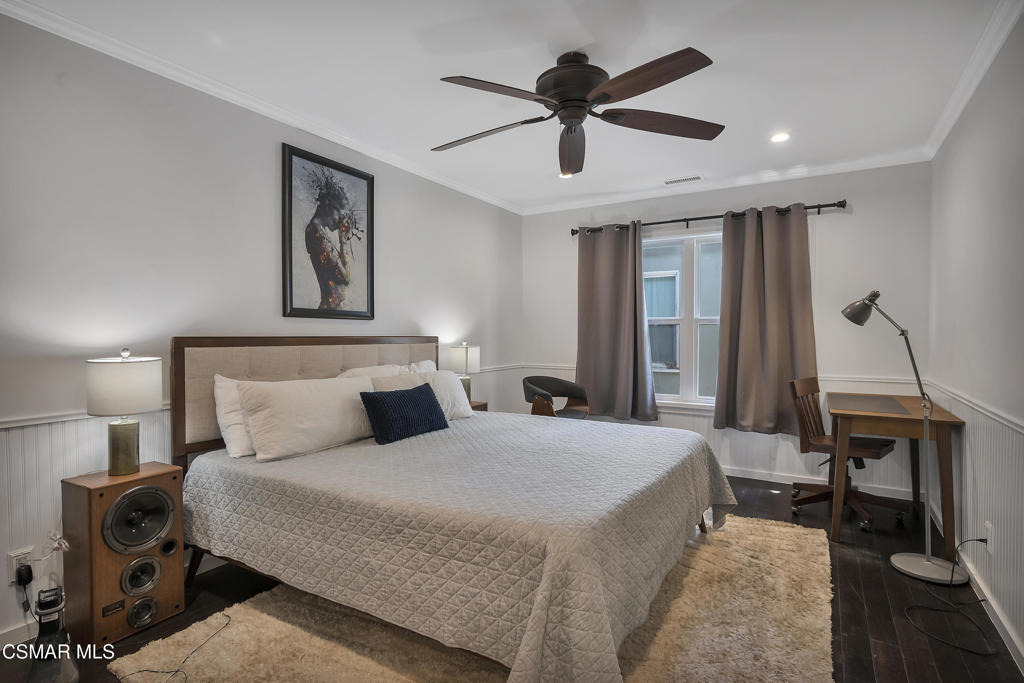 3870 Clark Avenue - Photo 15