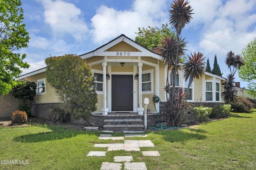 3870 Clark Avenue - Photo 0