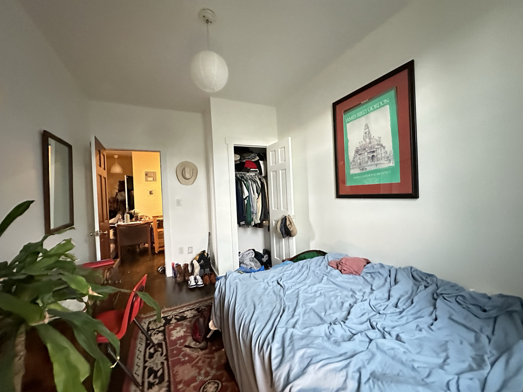 321 Schaefer Street - Photo 4