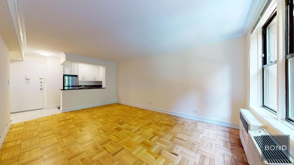 West 13th Street - Photo 1