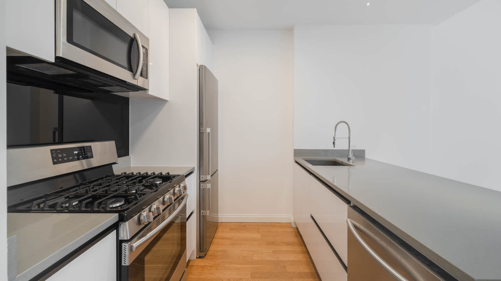 239 North 9th Street - Photo 10