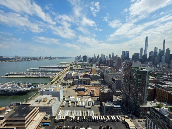 605 West 42nd Street - Photo 4