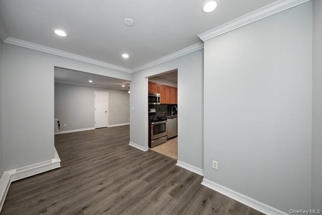 280 Bellmore Avenue - Photo 3