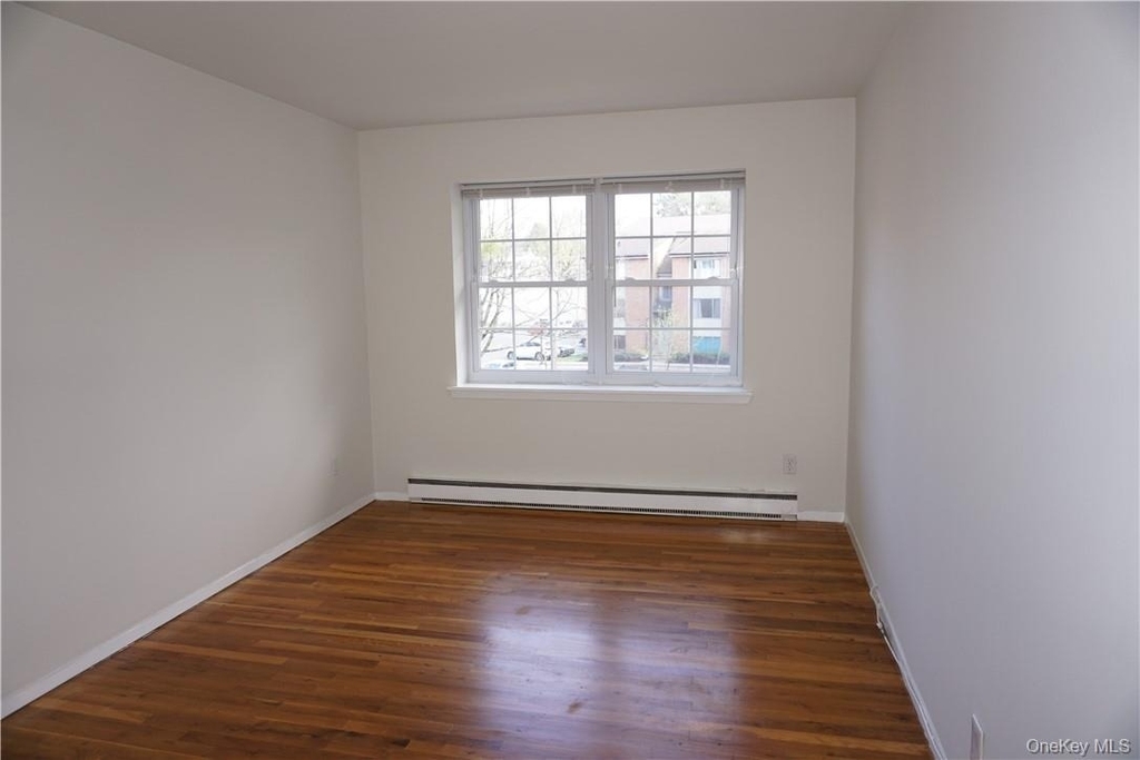 260 West Street - Photo 9