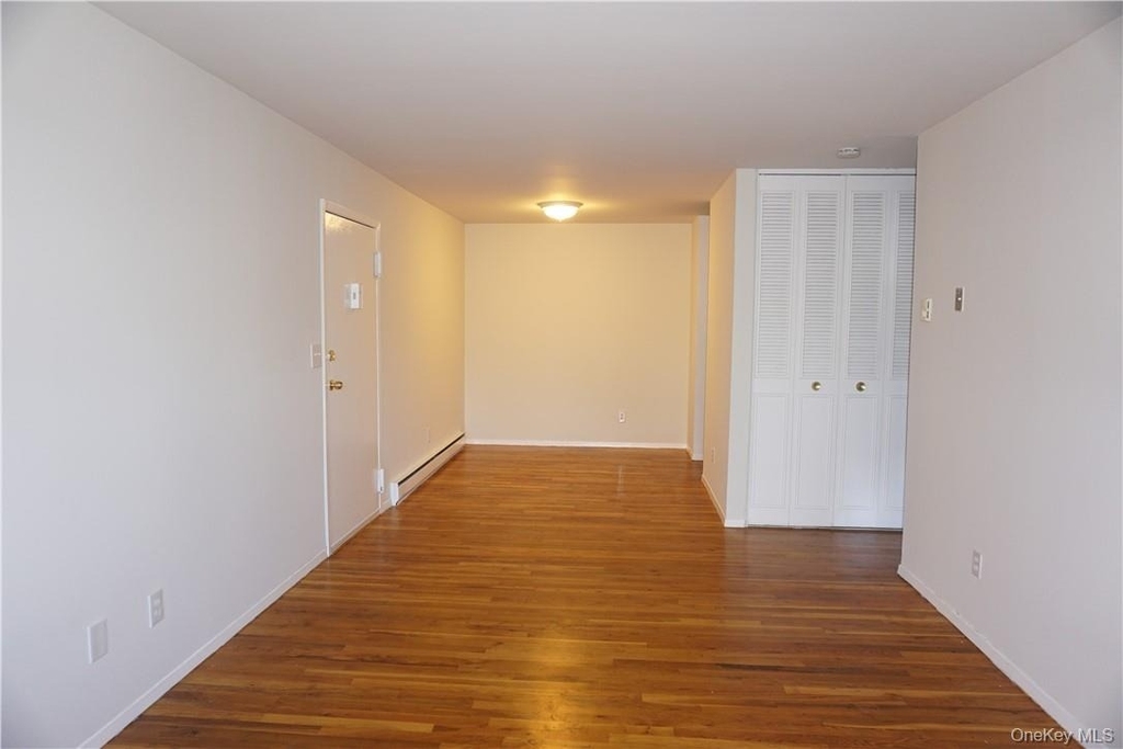 260 West Street - Photo 7