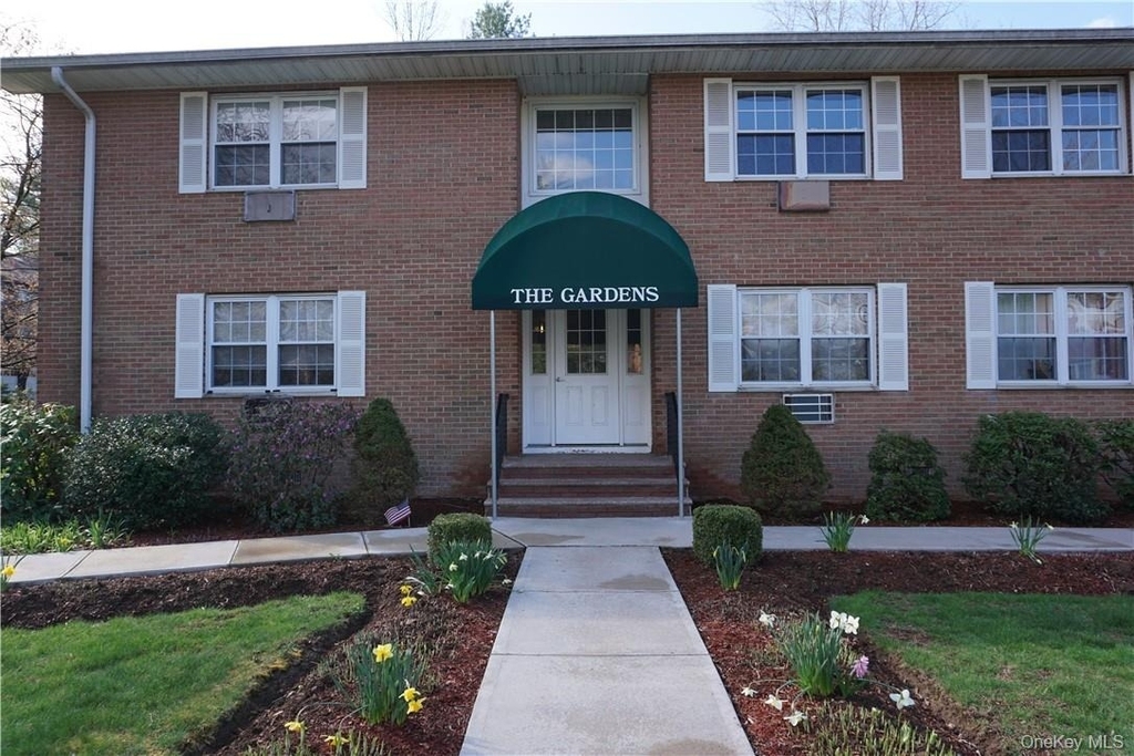 260 West Street - Photo 0