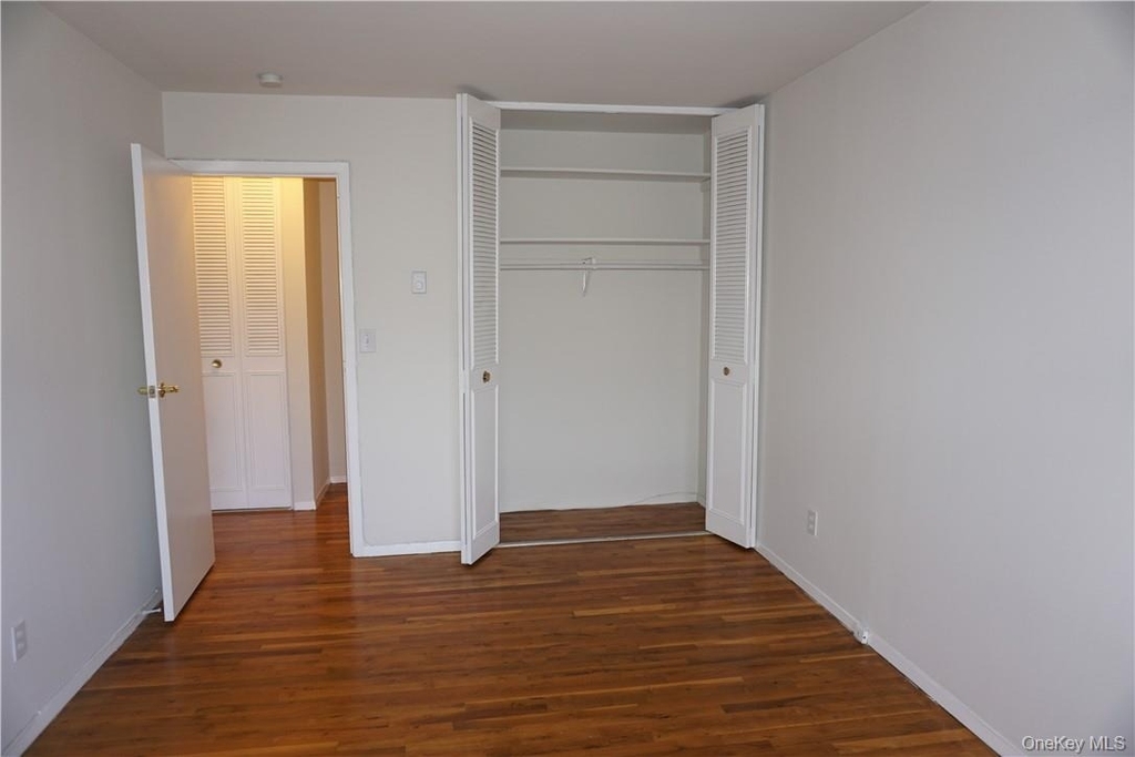 260 West Street - Photo 11