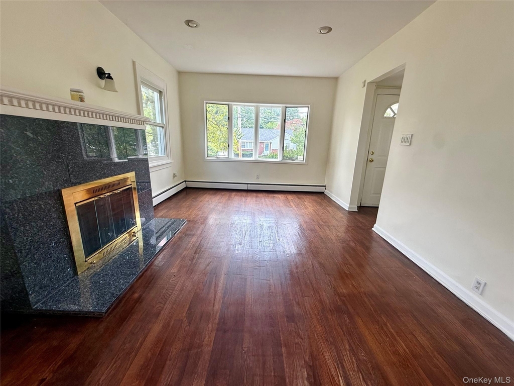 175 S Brookside Avenue - Photo 6