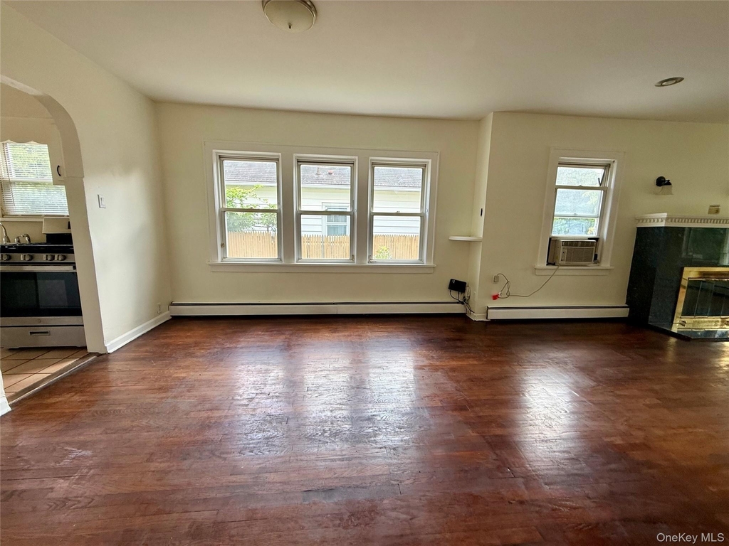 175 S Brookside Avenue - Photo 9