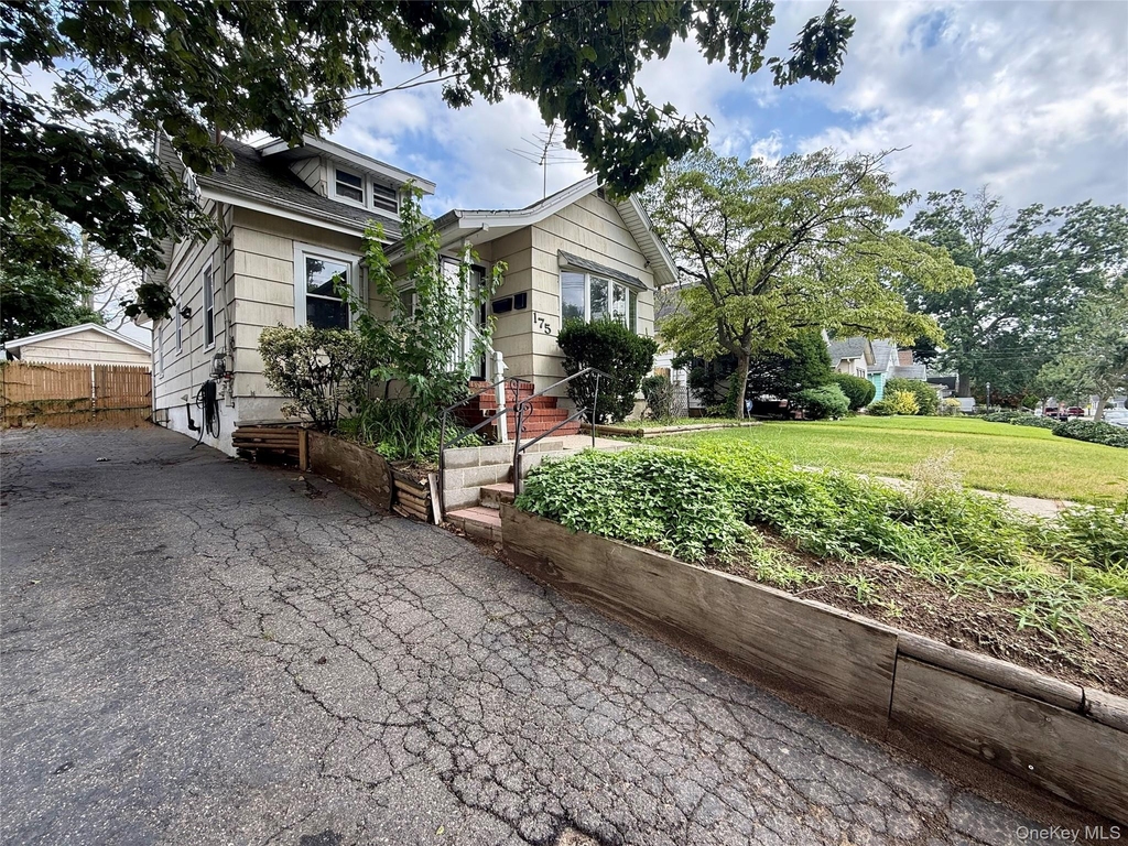 175 S Brookside Avenue - Photo 37