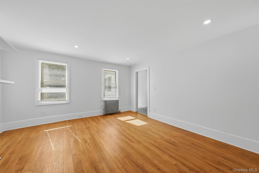 212 Center Street - Photo 13
