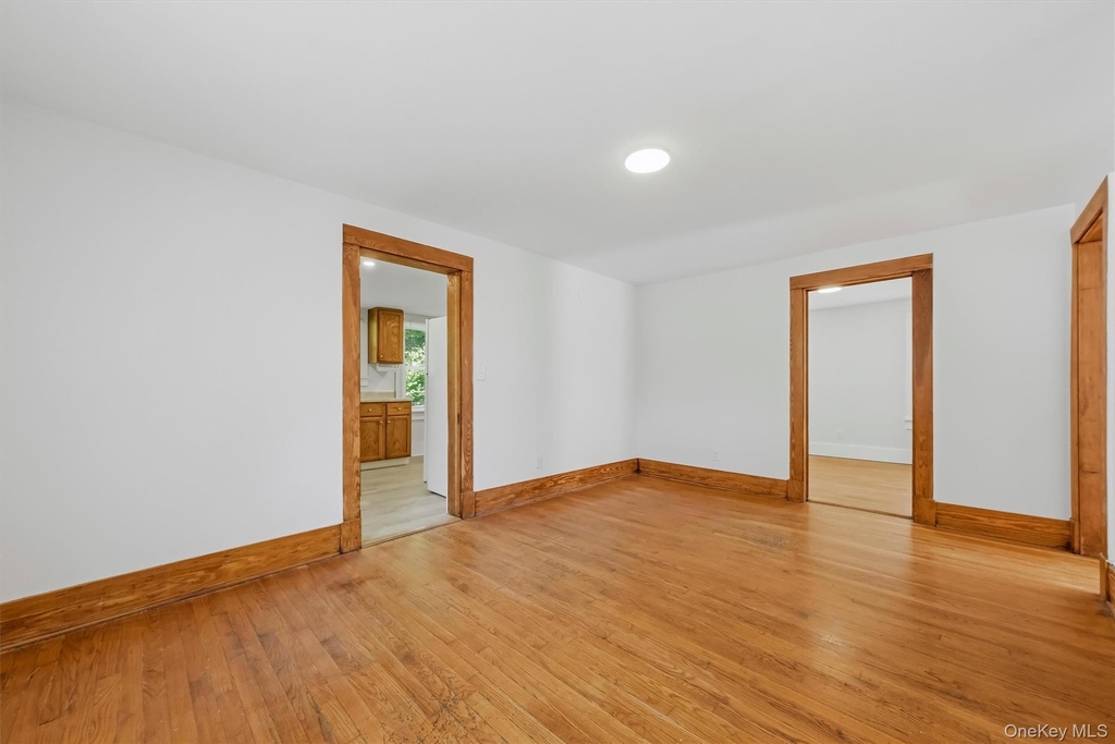 212 Center Street - Photo 17