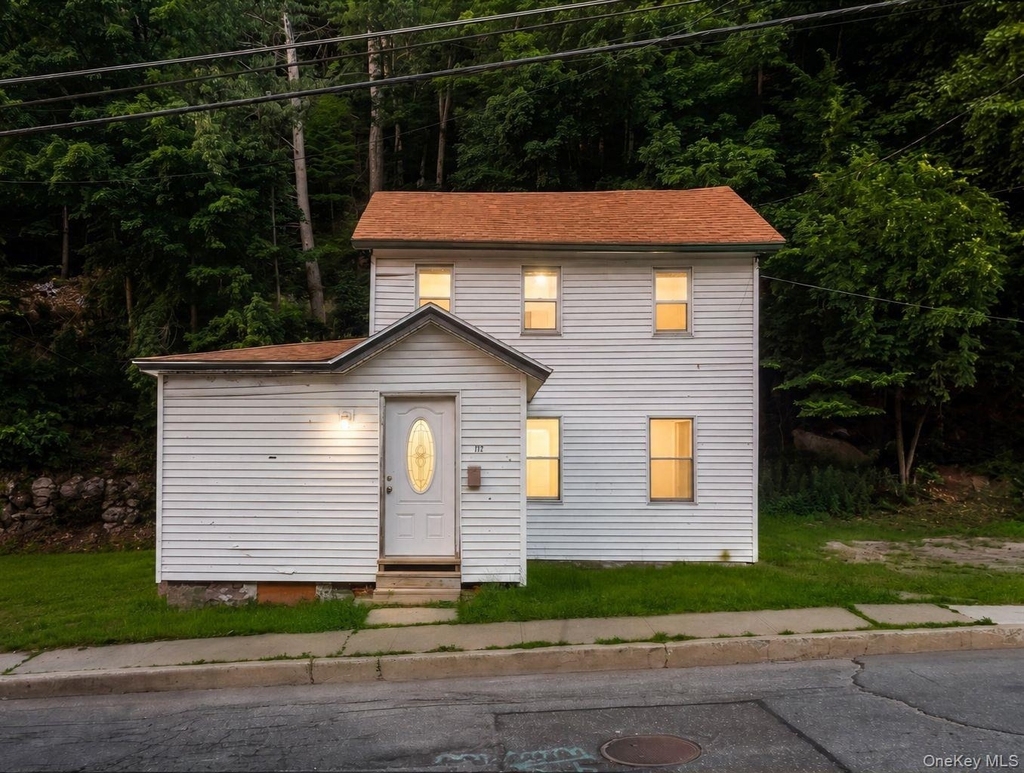 212 Center Street - Photo 0