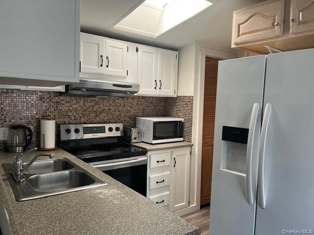525 Riverleigh Ave - Photo 3